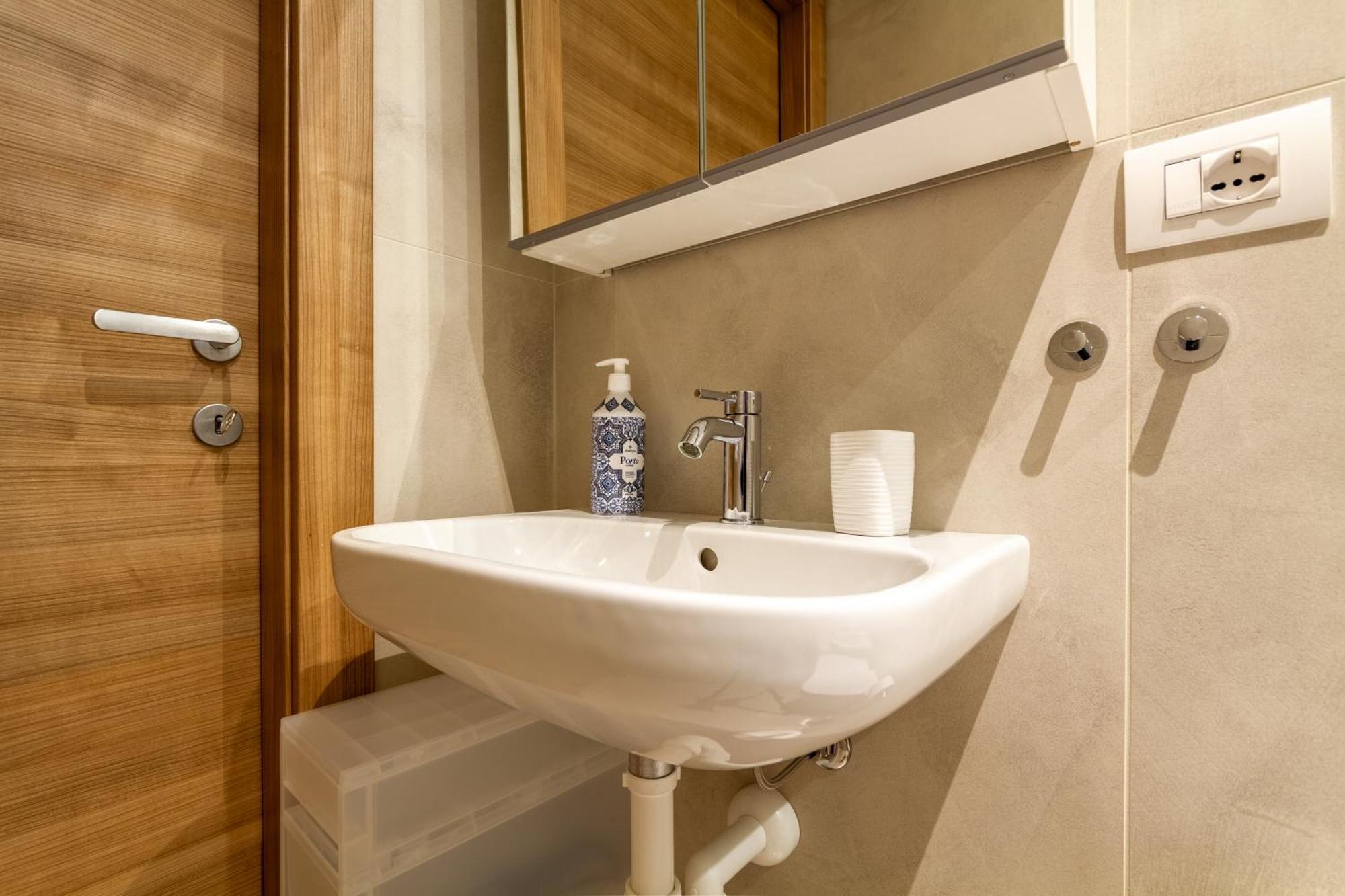La Casa Di Matilde - Navigli Apartments Milano Ngoại thất bức ảnh